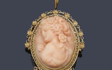 Brooch-pendant cameo with female profile crafted in