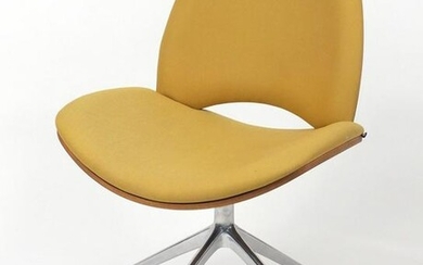 Contemporary Frovi Era swivel chair with yellow