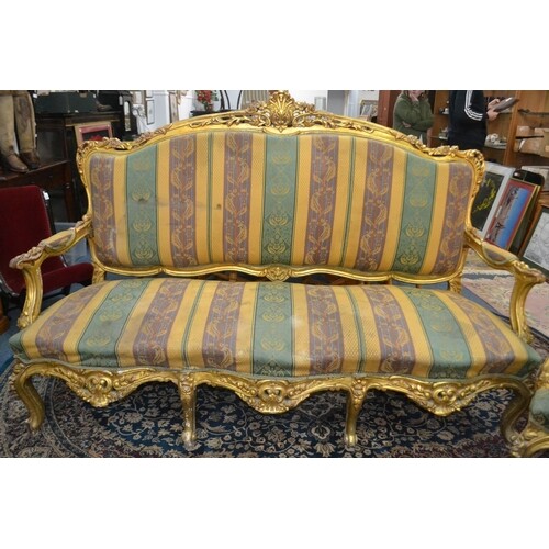 EXQUISITE Georgian inspired three seater couch with stunning...