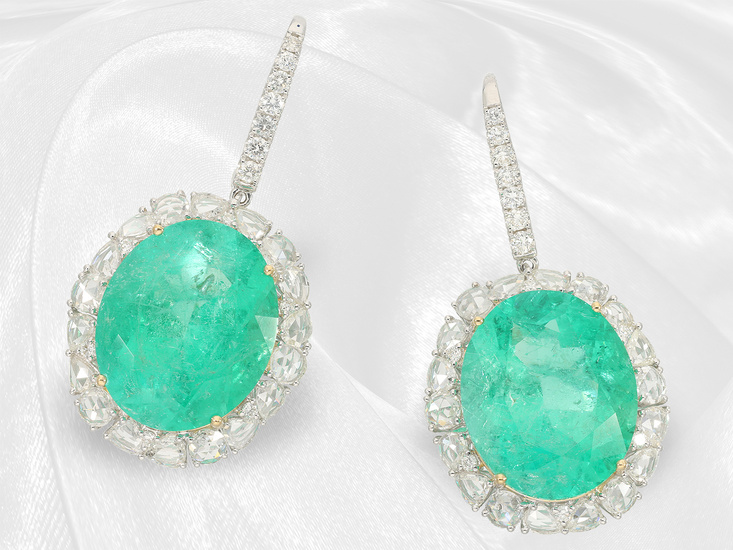 Earrings: very high quality emerald jewellery, Colombian emeralds of 29.58ct, IGI Report