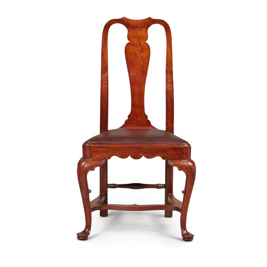 Fine and Rare Queen Anne Carved Walnut Compass-Seat Side Chair, Boston, Massachusetts, Circa 1740