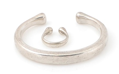 Flemming Eskildsen (b. 1936) A sterling silver bangle and ring. Design 215...