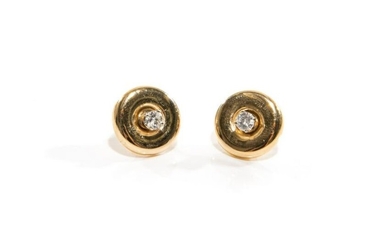 GOLD AND DIAMOND EARRINGS, 3g