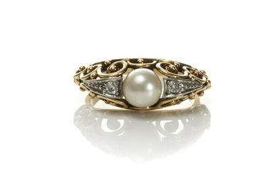 GOLD & PEARL RING, 4g