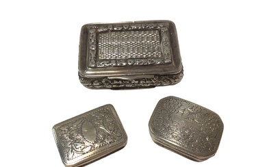 George III silver vinaigrette of rectangular form, with canted corners and engraved decoration