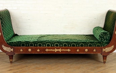 LARGE FRENCH MAHOGANY SLEIGH FORM DAY BED C.1900