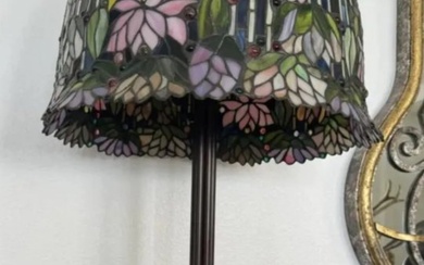 Large Tiffany Table Style Lamp