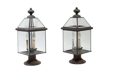 Pair of Brass Electric Outdoor Post Lanterns, 20th c., H.- 22 1/2 in., W.- 8 1/4 in., D.- 8 1/4 in.