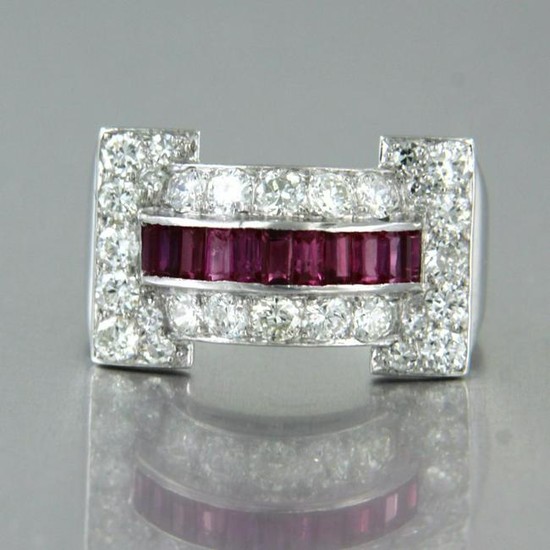 Platina Art Deco ring with diamonds and ruby