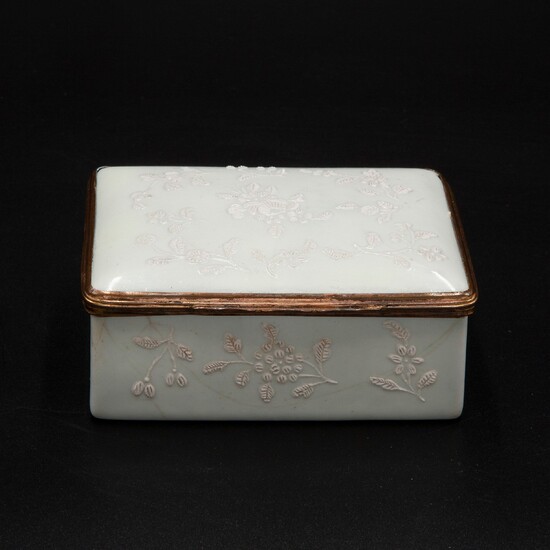 Porcelain tobacco box, Germany 18th century
