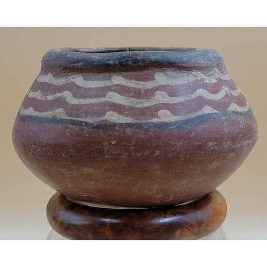 Pre Columbian or Antique Native American Painted Bowl