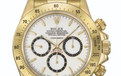 ROLEX. A VERY RARE 18K GOLD AUTOMATIC CHRONOGRAPH WRISTWATCH WITH “PORCELAIN” “FLOATING” COSMOGRAPH DIAL AND BRACELET