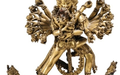 STATUETTE DE HEVAJRA EN ALLIAGE DE CUIVRE DORÉ NÉPAL, XVE SIÈCLE | 尼泊爾 十五世紀 鎏金銅合金喜金剛立像 | A rare gilt-copper alloy figure of Hevajra, Nepal, 15th century