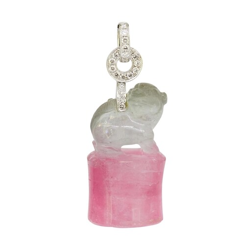 TOURMALINE AND DIAMOND FO-DOG PENDANT, carved from a single ...