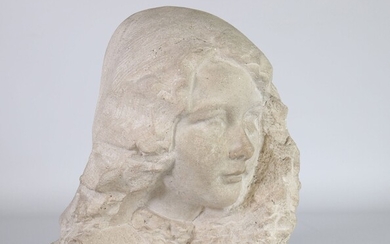 Tête de jeune femme 1900 en pierre sculptée en pierre de France