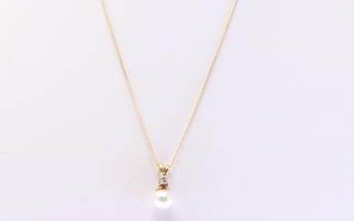 Tiffany & Co Pearl & Diamod Necklace 18Kt.