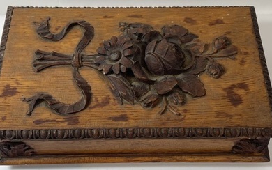 Victorian Carved Wood Glove Box Wm Caldicott