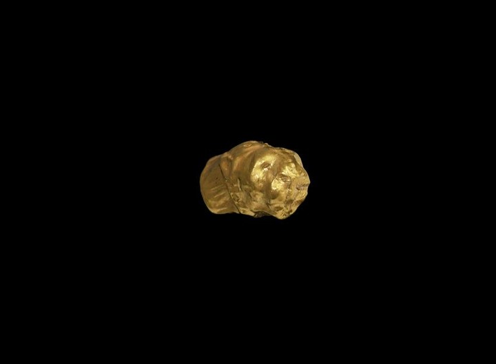 Western Asiatic Achaemenid Gold Lion Pendant