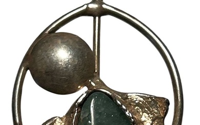 gr. pendentif argent-designer avec pierre verte, fait main, 7x4 cm, doré ??, 34 gr. bord...