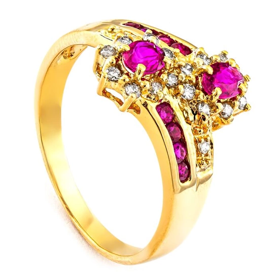 0.71 tcw Ruby Ring - 18 kt. Yellow gold - Ring - 0.56 ct Ruby - 0.15 ct Diamonds - No Reserve Price