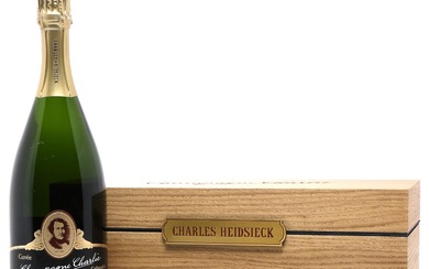 1 bt. Champagne “Cuvée Charlie”, Charles Heidsieck 2017 A (hf/in). Owc.