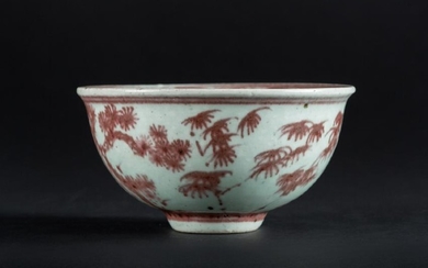 Arte Cinese A red iron porcelain bowl painted with