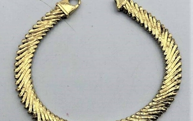 14 K Gold Flexible Mesh Bracelet , 5.8 dwt weight