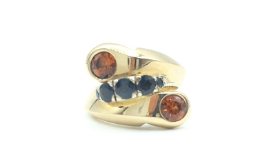 14 kt. Gold - Yellow Gold Cocktail Ring Sapphire