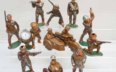 11 VINTAGE BARCLAY MANOIL LEAD SOLDIERS