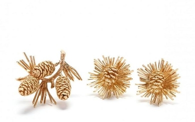 14KT Gold Pine Cone Motif Brooch and Earclips