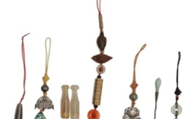(8) Toggles & Other Items, 19-20th Century