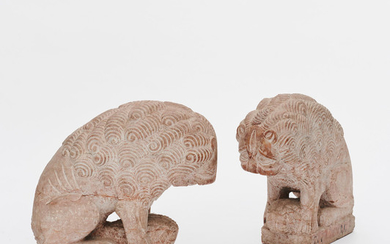A pair of carved stone lions, 'shishi'