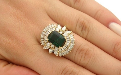 18k Yellow Gold 6.00 Ct Baguette Diamond Emerald Ring
