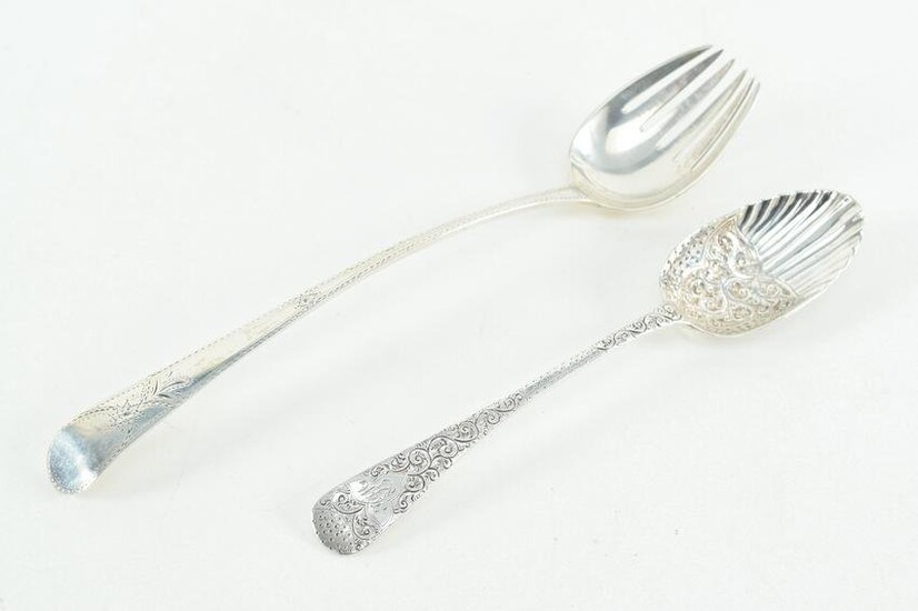 2 Georgian silver serving items, tablespoon with