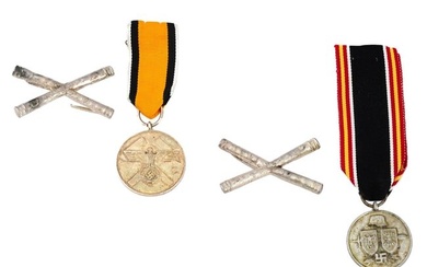 2 WWII GERMAN MEDALS AND FIELD MARSHAL BATON INSIGNIAS