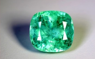 Emerald - 18.81 ct