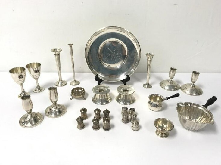 26 PIECES AMERICAN STERLING HOLLOWARE