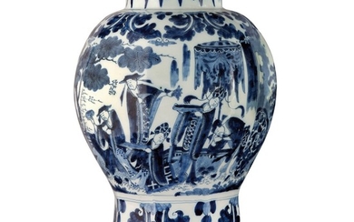 A DUTCH DELFT BLUE AND WHITE BALUSTER VASE, LATE 17TH CENTURY
