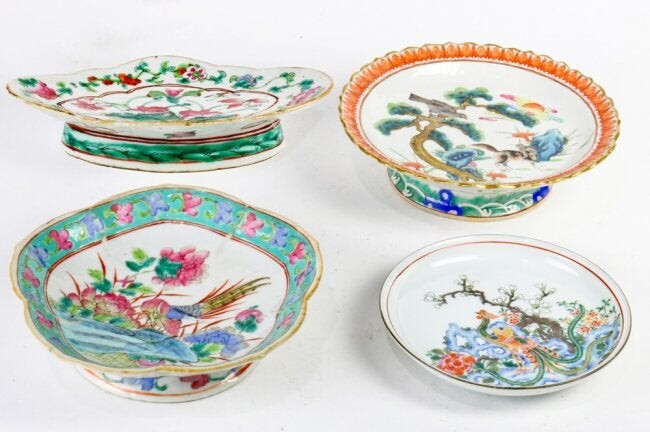 (Lot of 4 ) Chinese enamelled Porcelain Dishes