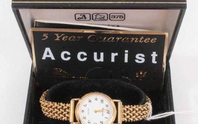 9ct gold Accurist wristwatch on 9ct gold bracelet, boxed