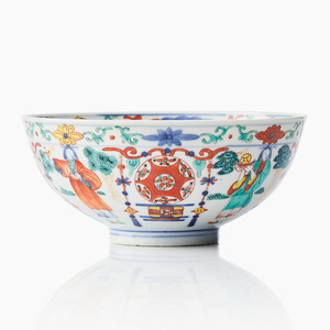 A Chinese Wucai ‘Immortals’ bowl