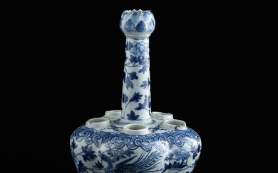 A Chinese blue and white 'phoenix' and 'flower' vase, 19th century
