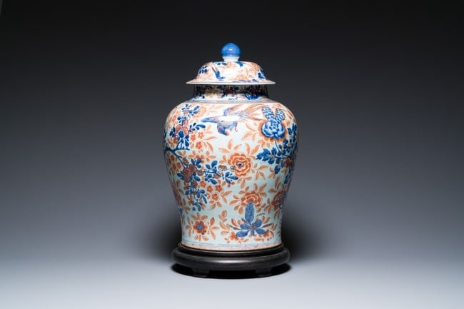 A Chinese blue, white and copper-red Imari-style vase and cover, Kangxi
