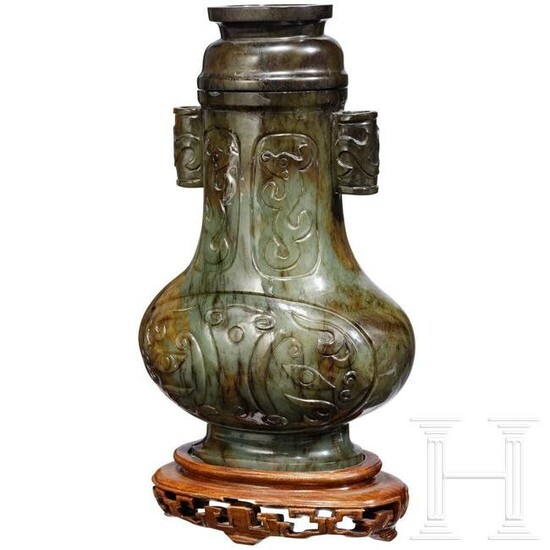 A Chinese jade vase in an archaic style, late Qing