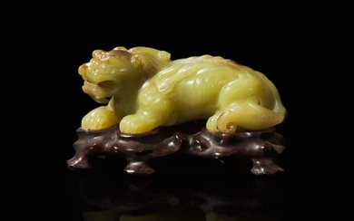 A Chinese yellow jade mythical beast 黃玉瑞獸