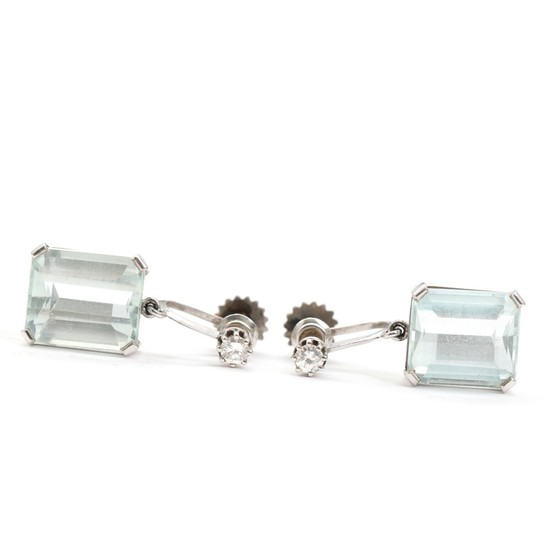 A. Dragsted: A pair of aquamarine and diamond ear screws set with faceted aquamarines and brilliant-cut diamonds, mounted in 14k white gold. L. 2.4 cm. (2)