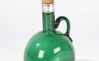 A GEORGE III 'BRISTOL GREEN' GLASS DECANTER FLASK, EARLY 19TH CENTURY.