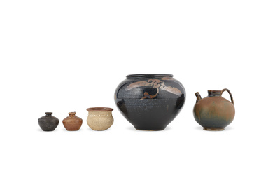 A GROUP OF FIVE BROWN AND BLACK GLAZED WARES LIAO-JIN DYNASTY (907-1234)