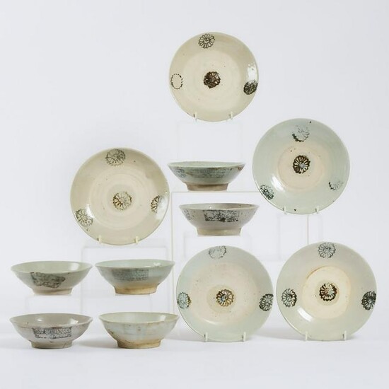 A Group of Eleven Swatow Blue and White Bowls and