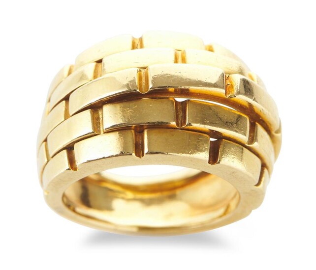 A MAILLON PANTHÈRE RING BY CARTIER IN 18CT GOLD, SIGNED AND NUMBERED, SIZE J, CIRCA 1998, 15.7GMS